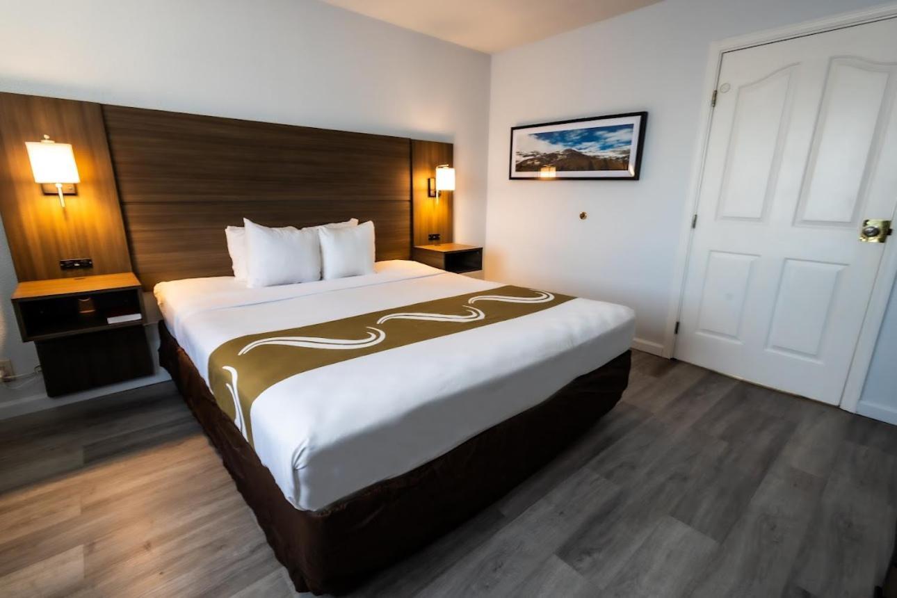 Quality Inn & Suites Туларе Екстер'єр фото