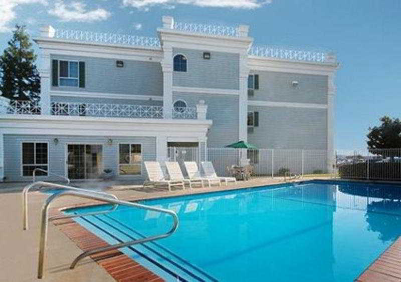 Quality Inn & Suites Туларе Екстер'єр фото
